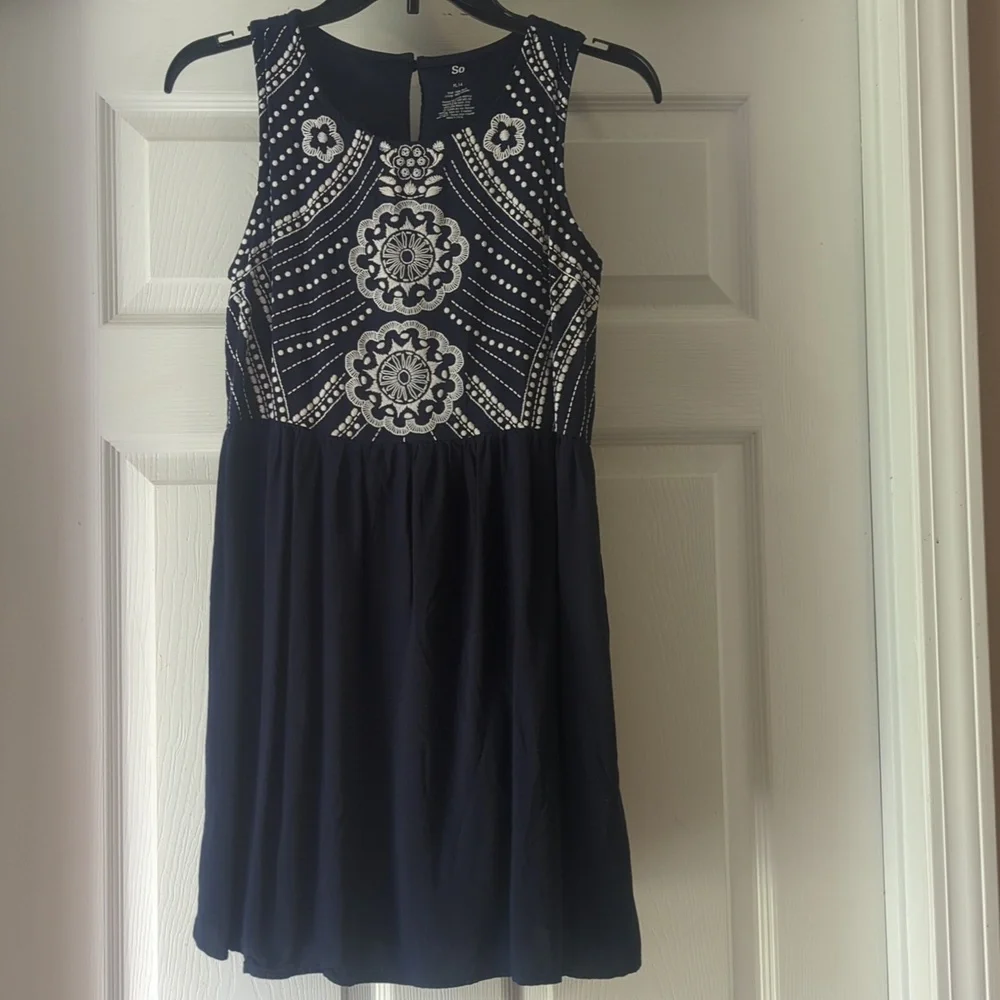 SO Navy Blue Girls size XL (14)‎ Embroidered Sleeveless Casual Summer Dress 128